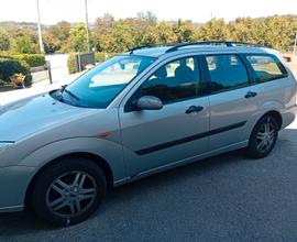 FORD Focus 1ª serie - 2001