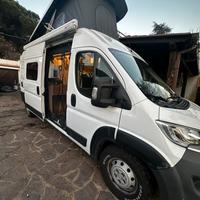 Furgone camperizzato tetto a soffietto