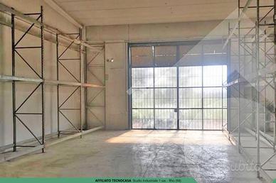 CAPANNONE A SETTIMO MILANESE