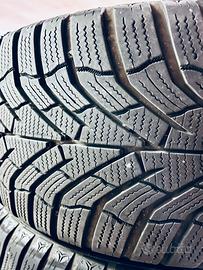 Gomme invernali 225 x 45 x 17