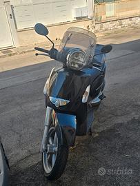 Scooter Scarabeo 250ie