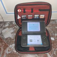 Nintendo Dsi XL + 4 giochi , caricatore e custodia