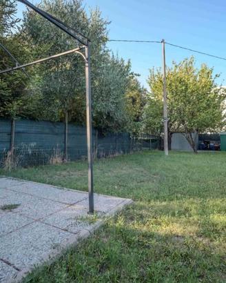 Casa indipendente di 144 m² con 5 locali a Campi B