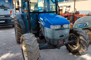 trattore new holland tn75d