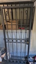 grata cancello porta casa