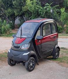microcar elettrica con guida senza patente