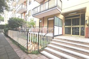2 LOCALI A PALERMO