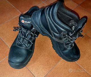 Scarpe antinfortunistiche lavoro. stivaletti nuovi