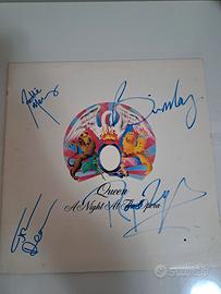 Vinile autografato queen