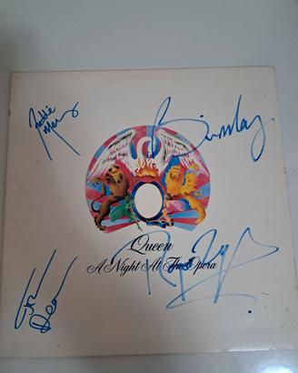 Vinile autografato queen