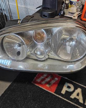Fari anteriori Volkswagen Golf 4