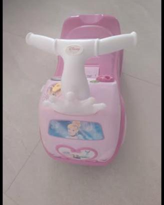 macchinina cavalcabile Disney Princess