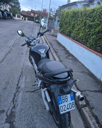 Moto suzuki sv650