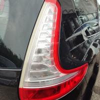 Fanale posteriore destro RENAULT SCENIC del 2009