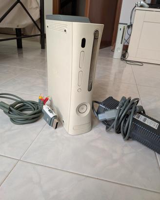 Xbox 360 + hdd 60 GB (no pad)
