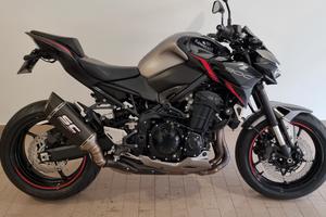 Kawasaki Z900 - 2023 - 10.000 km
