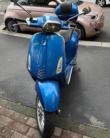 Vespa sprint 125 - perfetta