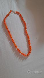 collana di bigiotteria