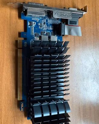 SCHEDA GRAFICA ASUS EN210 SILENT 1GB GDDR3