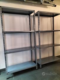 Scaffali in metallo