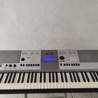 Tastiera musicale Yamaha e413