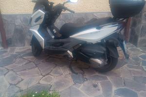 Kymco k-xct 300i