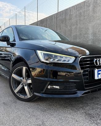 Audi A1 1.4 TDI S-Line Exterior,cerchi diamantati,