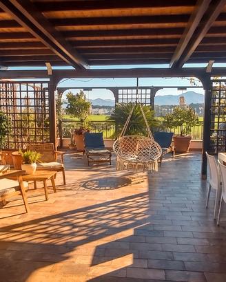 Attico 125mq.+pergola 80mq. Lastrico 200mq. escl
