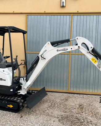 MINI ESCAVATORE 20QL PRO NUOVO MOTORE KUBOTA
