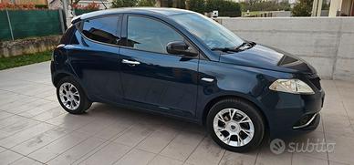 Lancia Ypsilon 1.2 69Cv 2016