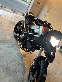 Ducati Hypermotard 796
