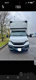 2022 Iveco daily 3.0 180 pat b granvolume