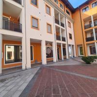 NEGOZIO A VILLANOVA CANAVESE