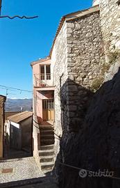 Terratetto unifamiliare in piccolo borgo molisano