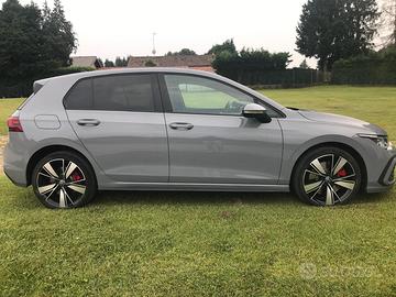 Volkswagen golf gte plug in
