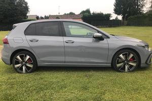 Volkswagen golf gte plug in