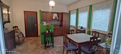 cucina e arredo legno massello