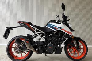 KTM duke 125 2023
