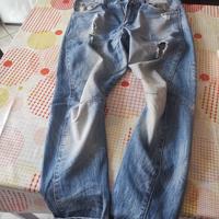 Vestiti messi poche volte, perfetto stato