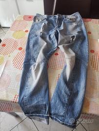 Vestiti messi poche volte, perfetto stato