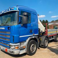 SCANIA 124G 470 (8x2) PIANALE + GRU PM
