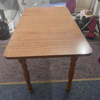 Trasforma la Tua Sala da Pranzo con Eleganza e Sti