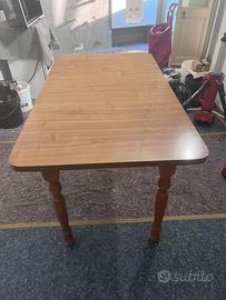 Trasforma la Tua Sala da Pranzo con Eleganza e Sti