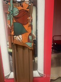 Casacca motivo floreale e gonnellone abbinaro