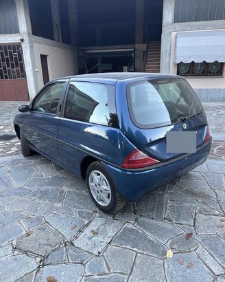 Lancia Y