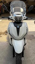 Piaggio beverly 400