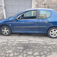 Peugeot  206