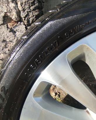 Cerchi in lega R17 Ford Focus Titanium 