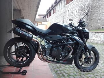 MV Agusta 920 anno 2013