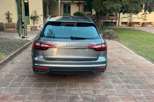 AUDI A4 AVANT 40 TDI